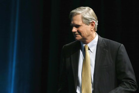 U.S. Senator John Hoeven (R-ND) participates in the Washington Ideas Forum at the Newseum in Washington, November 13, 2013. REUTERS/Jonathan U.S. Senator John Hoeven (R-ND) participates in the Washington Ideas Forum at the Newseum in Washington, November 13, 2013. REUTERS/Jonathan