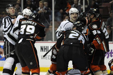 Jan 23, 2014; Anaheim, CA, USA; Anaheim Ducks and Los Angeles Kings fight during the third period at Honda Center. The Ducks won 2-1. Mandat Jan 23, 2014; Anaheim, CA, USA; Anaheim Ducks and Los Angeles Kings fight during the third period at Honda Center. The Ducks won 2-1. Mandat