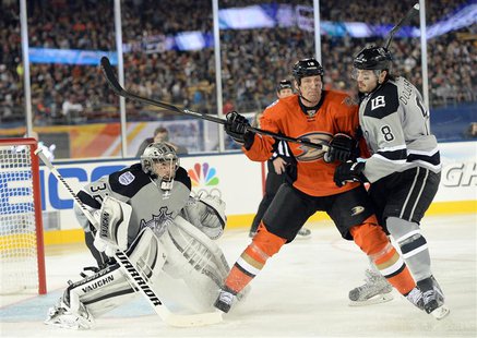 Jan 25, 2014; Los Angeles, CA, USA; Anaheim Ducks right wing Tim Jackman (18) works to screen Los Angeles Kings goalie Jonathan Quick (32) a Jan 25, 2014; Los Angeles, CA, USA; Anaheim Ducks right wing Tim Jackman (18) works to screen Los Angeles Kings goalie Jonathan Quick (32) a
