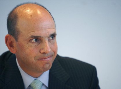 U.S. Steel Corp.'s chief executive John Surma listens to questions during an interview with Reuters in New York July 12, 2007. REUTERS/Brend U.S. Steel Corp.'s chief executive John Surma listens to questions during an interview with Reuters in New York July 12, 2007. REUTERS/Brend
