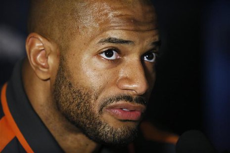 Denver Broncos linebacker Paris Lenon speaks during a news conference at Cornucopia Majesty Ship in New Jersey, January 27, 2014. REUTERS/Ed Denver Broncos linebacker Paris Lenon speaks during a news conference at Cornucopia Majesty Ship in New Jersey, January 27, 2014. REUTERS/Ed