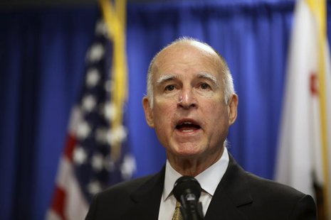 California Governor Jerry Brown speaks during a news conference in San Francisco, California January 17, 2014. REUTERS/Robert Galbraith California Governor Jerry Brown speaks during a news conference in San Francisco, California January 17, 2014. REUTERS/Robert Galbraith