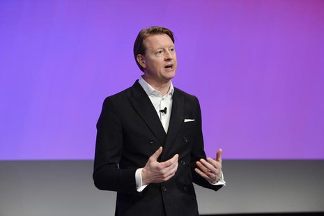 Ericsson Chief Executive Officer Hans Vestberg speaks at a news conference in Stockholm January 30, 2014. REUTERS/Jessica Gow/TT News Agency Ericsson Chief Executive Officer Hans Vestberg speaks at a news conference in Stockholm January 30, 2014. REUTERS/Jessica Gow/TT News Agency