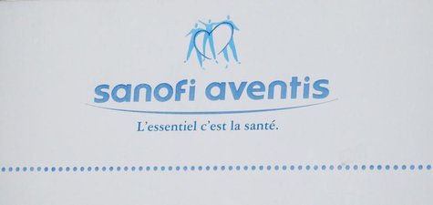 The logo of French drugmaker Sanofi-Aventis is seen on the facade of their headquarters in Paris August 4, 2010. REUTERS/John Schults The logo of French drugmaker Sanofi-Aventis is seen on the facade of their headquarters in Paris August 4, 2010. REUTERS/John Schults