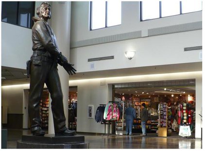 Sioux Falls Regional Airport closed until noon today. (KELO File) Sioux Falls Regional Airport closed until noon today. (KELO File)