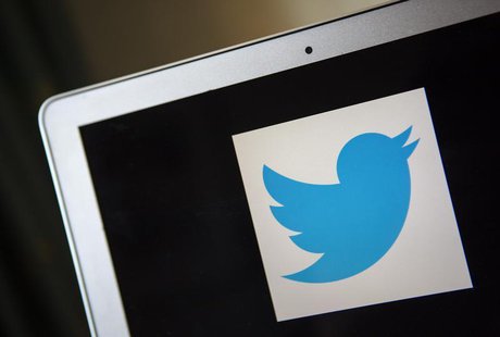 A portrait of the Twitter logo in Ventura, California December 21, 2013. REUTERS/Eric Thayer A portrait of the Twitter logo in Ventura, California December 21, 2013. REUTERS/Eric Thayer