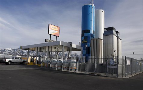 A Blu LNG filling station in Salt Lake City, Utah in this file photo taken March 13, 2013.REUTERS/Jim Urquhart/Files A Blu LNG filling station in Salt Lake City, Utah in this file photo taken March 13, 2013.REUTERS/Jim Urquhart/Files