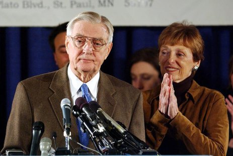File picture of former Vice President Walter Mondale and his wife Joan. - RTXLM2V File picture of former Vice President Walter Mondale and his wife Joan. - RTXLM2V