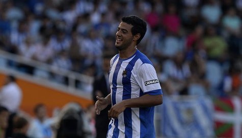 Real Sociedad's Carlos Vela celebrates scoring a goal against Getafe during their Spanish first division soccer match at Anoeta stadium in S Real Sociedad's Carlos Vela celebrates scoring a goal against Getafe during their Spanish first division soccer match at Anoeta stadium in S