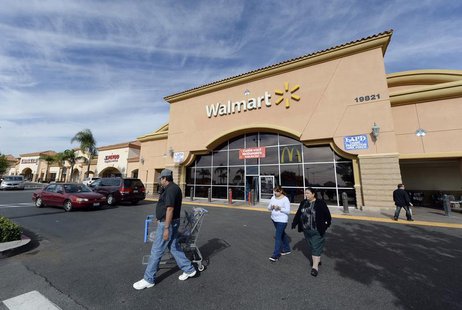Customers walk outside a Walmart store in the Porter Ranch section of Los Angeles November 26, 2013. REUTERS/Kevork Djansezian Customers walk outside a Walmart store in the Porter Ranch section of Los Angeles November 26, 2013. REUTERS/Kevork Djansezian