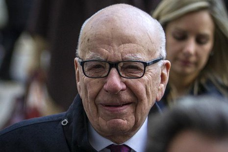 Rupert Murdoch, the chairman of News Corp and 21st Century Fox, arrives at New York State Supreme Court with his lawyers in New York, Novemb Rupert Murdoch, the chairman of News Corp and 21st Century Fox, arrives at New York State Supreme Court with his lawyers in New York, Novemb