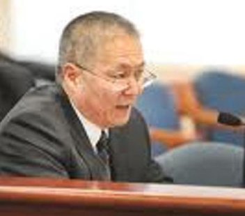 Battle Creek City Manager Ken Tsuchiyami has given the Commission his two weeks notice. Battle Creek City Manager Ken Tsuchiyami has given the Commission his two weeks notice.