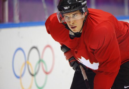 Canada's men's ice hockey player Sidney Crosby attends the team's first practice at the 2014 Sochi Winter Olympics, February 10, 2014. REUTE Canada's men's ice hockey player Sidney Crosby attends the team's first practice at the 2014 Sochi Winter Olympics, February 10, 2014. REUTE