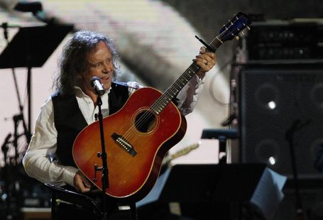 Donovan performs after being inducted into the Rock n' Roll Hall of Fame during the 2012 induction ceremony in Cleveland, Ohio April 14, 201 Donovan performs after being inducted into the Rock n' Roll Hall of Fame during the 2012 induction ceremony in Cleveland, Ohio April 14, 201