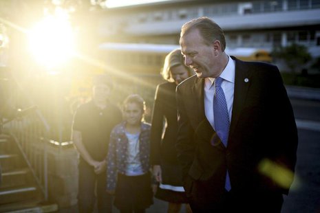 San Diego Republican mayoral candidate Kevin Faulconer walks to a polling station to vote on election day in San Diego, California February San Diego Republican mayoral candidate Kevin Faulconer walks to a polling station to vote on election day in San Diego, California February