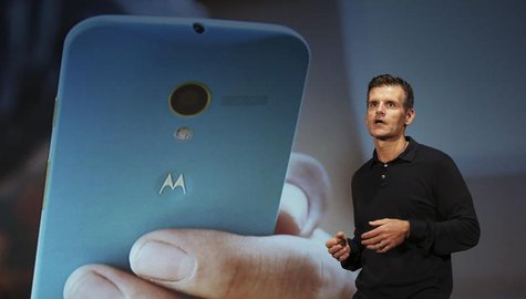 Motorola Mobility Chief Executive Dennis Woodside talks during the worldwide presentation of the Moto G mobile phone in Sao Paulo November 1 Motorola Mobility Chief Executive Dennis Woodside talks during the worldwide presentation of the Moto G mobile phone in Sao Paulo November 1