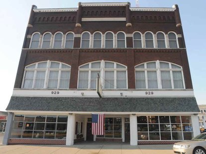Former Glidden Building 929 Wabash, Soon to be new home for Vigo County Historical Society Former Glidden Building 929 Wabash, Soon to be new home for Vigo County Historical Society