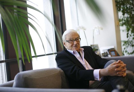 Venture capitalist Tom Perkins is interviewed in his office in San Francisco, California September 12, 2011. REUTERS/Robert Galbraith Venture capitalist Tom Perkins is interviewed in his office in San Francisco, California September 12, 2011. REUTERS/Robert Galbraith