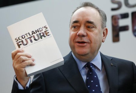 Scotland's First Minister Alex Salmond holds the referendum white paper on independence during its launch in Glasgow, Scotland November 26, Scotland's First Minister Alex Salmond holds the referendum white paper on independence during its launch in Glasgow, Scotland November 26,