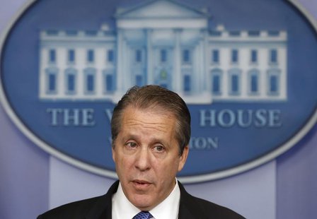 Director of the National Economic Council Gene Sperling speaks to the press in the Brady Press Briefing Room at the White House in Washingto Director of the National Economic Council Gene Sperling speaks to the press in the Brady Press Briefing Room at the White House in Washingto