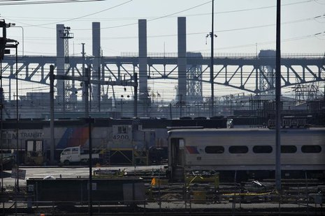 Trains are seen at New Jersey Transit's Meadows Maintenance Complex in Harrison New Jersey November 17, 2012. REUTERS/Eduardo Munoz Trains are seen at New Jersey Transit's Meadows Maintenance Complex in Harrison New Jersey November 17, 2012. REUTERS/Eduardo Munoz