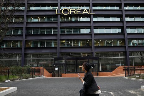 The logo of French cosmetics group L'Oreal is seen on the company's building in Clichy, near Paris February 11, 2014. REUTERS/Benoit Tessier The logo of French cosmetics group L'Oreal is seen on the company's building in Clichy, near Paris February 11, 2014. REUTERS/Benoit Tessier