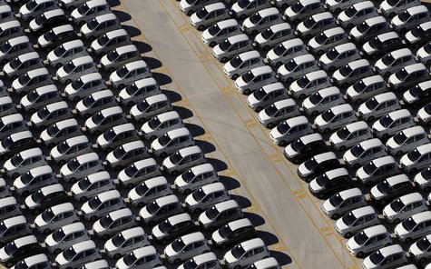 Cars are parked at the Gioia Tauro commercial harbour November 8, 2012. REUTERS/Alessandro Bianchi Cars are parked at the Gioia Tauro commercial harbour November 8, 2012. REUTERS/Alessandro Bianchi