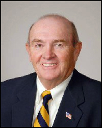 “Arnie” Hauge of Sioux Falls “Arnie” Hauge of Sioux Falls