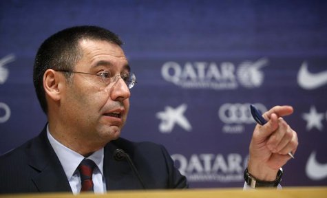 Barcelona's new president Josep Maria Bartomeu attends a news conference at Camp Nou stadium in Barcelona January 24, 2014. REUTERS/Albert G Barcelona's new president Josep Maria Bartomeu attends a news conference at Camp Nou stadium in Barcelona January 24, 2014. REUTERS/Albert G