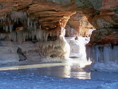 Ice Caves-Apostle Islands National Lakeshore, Bayfield Wisconsin. Photo: Bayfield Chamber of Commerce & Visitors Bureau
Ice Caves-Apostle Islands National Lakeshore, Bayfield Wisconsin. Photo: Bayfield Chamber of Commerce & Visitors Bureau