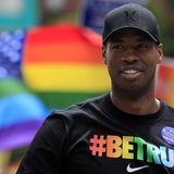 NBA player Jason Collins marches in the Gay Pride Parade in Boston, Massachusetts June 8, 2013. REUTERS/Jessica Rinaldi NBA player Jason Collins marches in the Gay Pride Parade in Boston, Massachusetts June 8, 2013. REUTERS/Jessica Rinaldi
