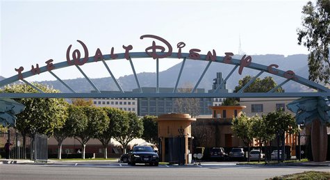 The entrance gate to The Walt Disney Co is pictured in Burbank, California February 5, 2014. REUTERS/Mario Anzuoni The entrance gate to The Walt Disney Co is pictured in Burbank, California February 5, 2014. REUTERS/Mario Anzuoni