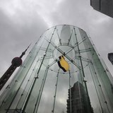 An Apple logo is seen at an Apple store in Pudong, the financial district of Shanghai February 29, 2012. REUTERS/Carlos Barria An Apple logo is seen at an Apple store in Pudong, the financial district of Shanghai February 29, 2012. REUTERS/Carlos Barria