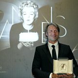 Best Actor award winner Mads Mikkelsen for the film "Jagten" (The Hunt) poses during a photocall after the awards ceremony of the 65th Canne Best Actor award winner Mads Mikkelsen for the film "Jagten" (The Hunt) poses during a photocall after the awards ceremony of the 65th Canne