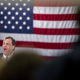 New Jersey Governor Chris Christie responds to a question during a town hall meeting in Sterling February 26, 2014. REUTERS/Carlo Allegri New Jersey Governor Chris Christie responds to a question during a town hall meeting in Sterling February 26, 2014. REUTERS/Carlo Allegri