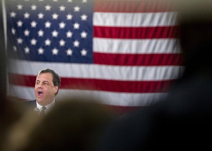 New Jersey Governor Chris Christie responds to a question during a town hall meeting in Sterling February 26, 2014. REUTERS/Carlo Allegri New Jersey Governor Chris Christie responds to a question during a town hall meeting in Sterling February 26, 2014. REUTERS/Carlo Allegri