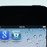 Google and Apple applications are seen on the display of IPhone in this photo illustration taken in Berlin, August 31, 2012. REUTERS/Pawel K Google and Apple applications are seen on the display of IPhone in this photo illustration taken in Berlin, August 31, 2012. REUTERS/Pawel K