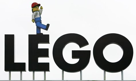 The Lego logo is seen at the entrance to Legoland theme park near the corporate headquarters in Billund February 1, 2008. REUTERS/Bob Strong The Lego logo is seen at the entrance to Legoland theme park near the corporate headquarters in Billund February 1, 2008. REUTERS/Bob Strong