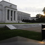 The sun rises to the east of the U.S. Federal Reserve building in Washington, July 31, 2013. REUTERS/Jonathan Ernst The sun rises to the east of the U.S. Federal Reserve building in Washington, July 31, 2013. REUTERS/Jonathan Ernst
