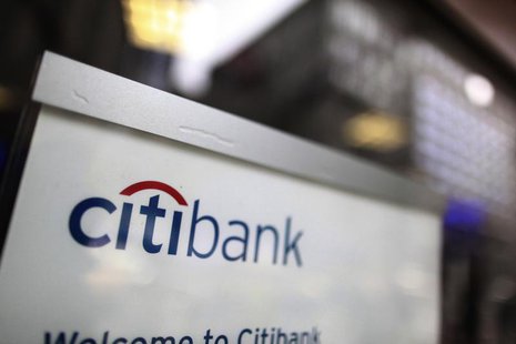 A sign is seen on the door of a Citibank branch in New York, October 18, 2010. REUTERS/Brendan McDermid A sign is seen on the door of a Citibank branch in New York, October 18, 2010. REUTERS/Brendan McDermid