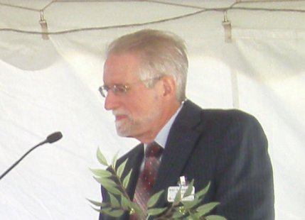 Marshfield Clinic Executive Director Dr. Brian Ewert Marshfield Clinic Executive Director Dr. Brian Ewert