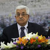 Palestinian President Mahmoud Abbas gestures during a news conference in the West Bank city of Ramallah November 16, 2012. REUTERS/Mohamad T Palestinian President Mahmoud Abbas gestures during a news conference in the West Bank city of Ramallah November 16, 2012. REUTERS/Mohamad T