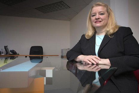 Northwest Biotherapeutics CEO Linda Powers sits in her company offices in Bethesda, Maryland, February 22, 2014. REUTERS/Jonathan Ernst Northwest Biotherapeutics CEO Linda Powers sits in her company offices in Bethesda, Maryland, February 22, 2014. REUTERS/Jonathan Ernst
