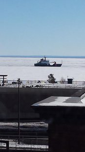 USCG Cutter Alder breaking ice USCG Cutter Alder breaking ice