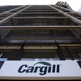 A logo is pictured on the building of Cargill International SA in Geneva August 4, 2009.REUTERS/Denis Balibouse A logo is pictured on the building of Cargill International SA in Geneva August 4, 2009.REUTERS/Denis Balibouse