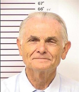 Bruce Davis is pictured in this undated handout photo courtesy of the California Department of Corrections and Rehabilitation. REUTERS/Calif Bruce Davis is pictured in this undated handout photo courtesy of the California Department of Corrections and Rehabilitation. REUTERS/Calif