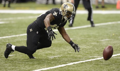 New Orleans Saints running back Darren Sproles (43) dives for his dropped punt return against the Dallas Cowboys during the first quarter at New Orleans Saints running back Darren Sproles (43) dives for his dropped punt return against the Dallas Cowboys during the first quarter at