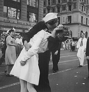 U.S. Navy sailor Glenn Edward McDuffie (L) kisses a nurse in Times Square in an impromptu moment at the close of World War Two, after the su U.S. Navy sailor Glenn Edward McDuffie (L) kisses a nurse in Times Square in an impromptu moment at the close of World War Two, after the su