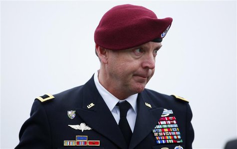 U.S. Army Brigadier General Jeffrey Sinclair arrives at the courthouse at Fort Bragg in Fayetteville, North Carolina March 18, 2014. REUTERS U.S. Army Brigadier General Jeffrey Sinclair arrives at the courthouse at Fort Bragg in Fayetteville, North Carolina March 18, 2014. REUTERS