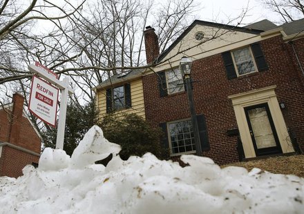An existing home for sale is seen in Silver Spring, Maryland February 21, 2014. REUTERS/Gary Cameron An existing home for sale is seen in Silver Spring, Maryland February 21, 2014. REUTERS/Gary Cameron